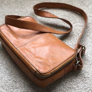 Tan leather Fossil purse